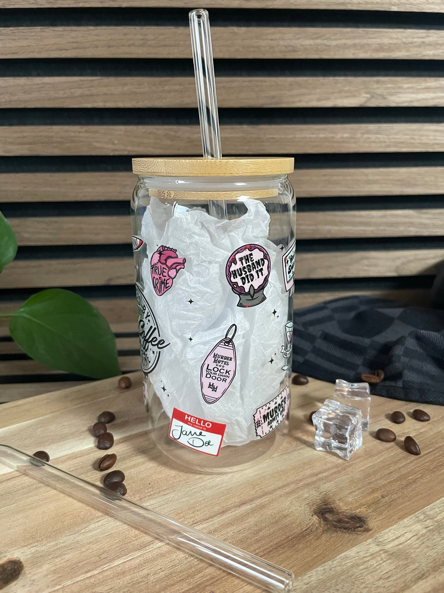 Trinkglas mit Bambusdeckel - True Crime